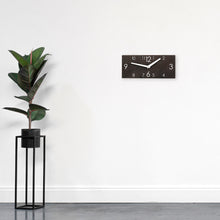 Įkelti vaizdą į galerijos rodinį, Medinis juodas laikrodis (2 dydžiai)