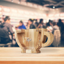 Įkelti vaizdą į galerijos rodinį, Medinė arbatpinigių dėžutė, Medinė puodelio formos taupyklė