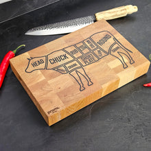 Įkelti vaizdą į galerijos rodinį, Individuali Ąžuolinė Pjaustymo Lenta su Graviruotu Piešiniu, Ideali Dovana Virtuvei ir Griliui