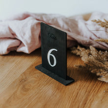 Įkelti vaizdą į galerijos rodinį, Juodi Mediniai Stalo Numeriai Vestuvėms, Stalo Numeracija Šventėms