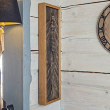 Įkelti vaizdą į galerijos rodinį, 3D Medinė Krokodilo Sienos Skulptūra, Laukinės Gamtos Medžio Raižinys, Rankų Darbo Sieninė Dekoracija