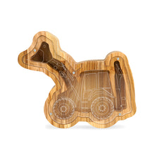 Įkelti vaizdą į galerijos rodinį, Medinė taupyklė ekskavatorius (2 dydžiai, 3 spalvos, graviravimas)