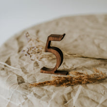 Įkelti vaizdą į galerijos rodinį, Mediniai Stalo Numeriai 1–10, Rankų Darbo Dekoras Vestuvėms, Šventėms