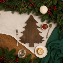 Įkelti vaizdą į galerijos rodinį, Eglutės Formos Pjaustymo Lentelė Iš Uosio Medžio, Kasdieniam Naudojimui Ir Praktiška Dovana