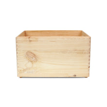 Įkelti vaizdą į galerijos rodinį, Medinė dėžė šuns žaislams, Dovana šunų mylėtojams