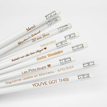 Įkelti vaizdą į galerijos rodinį, Išskirtiniai Balti Mediniai HB Pieštukai su Graviravimu, Unikali Dovana