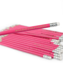 Įkelti vaizdą į galerijos rodinį, Unikalūs Rožiniai Mediniai HB Pieštukai su Graviravimu, Asmeniškos Dovanos Įvairioms Progoms