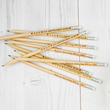 Įkelti vaizdą į galerijos rodinį, Personalizuoti mediniai HB pieštukai, puiki graviruota dovana