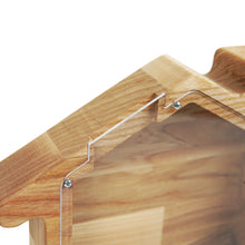 Įkelti vaizdą į galerijos rodinį, Namelio formos medinė taupyklė, Personalizuota taupyklė