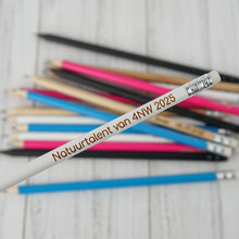 Įkelti vaizdą į galerijos rodinį, Unikalūs Mediniai Pieštukai su Graviravimu, Prasmingos Dovanos Vestuvėms, Krikštynoms ir Kitoms Progoms