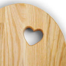 Įkelti vaizdą į galerijos rodinį, Medinė pjaustymo lentelė, Širdies formos lentelė