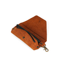 Įkelti vaizdą į galerijos rodinį, Balno odos akinių dėklas