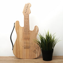 Įkelti vaizdą į galerijos rodinį, Pjaustymo Lenta - Medinė Pjaustymo Lenta " Gitara "(Galimas Graviravimas)