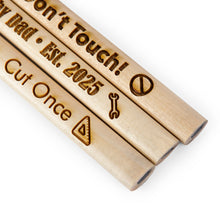 Įkelti vaizdą į galerijos rodinį, Natūralaus Medžio Dailidės Pieštukas, Unikali Dovana Vyrui, Tėčiui, Statybininkui