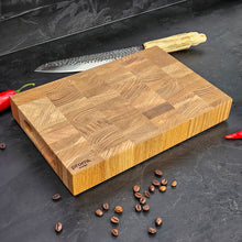 Įkelti vaizdą į galerijos rodinį, Rankų Darbo Ažuolinė Pjaustymo Lenta Kasdieniam Naudojimui, Puiki Dovana Gimtadieniui