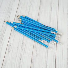 Įkelti vaizdą į galerijos rodinį, Personalizuoti Mėlyni Mediniai HB Pieštukai su Trintuku, Puiki Dovana Mokiniams, Menininkams ir Svečiams