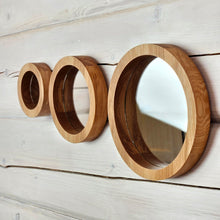 Įkelti vaizdą į galerijos rodinį, Rankų Darbo Ąžuolinis Veidrodžių Rinkinys (3 vnt.), Stilingas Sieninis Dekoras ir Puiki Dovana