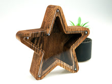 Įkelti vaizdą į galerijos rodinį, Medinė taupyklė žvaigždė (graviravimas)