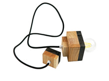 Įkelti vaizdą į galerijos rodinį, Medinis pakabinamas šviestuvas (balta )