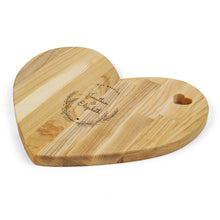 Įkelti vaizdą į galerijos rodinį, Medinė pjaustymo lentelė, Širdies formos lentelė