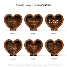 Įkelti vaizdą į galerijos rodinį, Širdies formos medinė taupyklė, Dovana jaunavedžiams