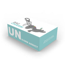 Įkelti vaizdą į galerijos rodinį, Raktų Pakabukas "Vienaragių Mylėtojas"