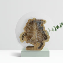 Įkelti vaizdą į galerijos rodinį, Medinė taupyklė Vytis (graviravimas)