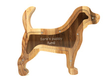 Įkelti vaizdą į galerijos rodinį, Medinė taupyklė šuo (graviravimas)