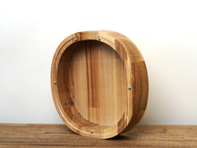 Įkelti vaizdą į galerijos rodinį, Medinė taupyklė apskritimas (graviravimas)
