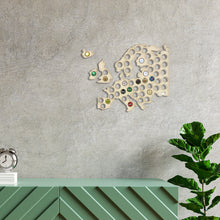 Įkelti vaizdą į galerijos rodinį, Medinis sieninis butelio kamštelių Europos žemėlapis ( DISP065)