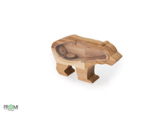 Įkelti vaizdą į galerijos rodinį, Medinė taupyklė meška (graviravimas)