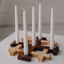 Įkelti vaizdą į galerijos rodinį, Unikali Medinė Žvakidė