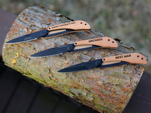 Įkelti vaizdą į galerijos rodinį, Medinis Kišeninis Peiliukas (Graviravimas)