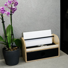 Įkelti vaizdą į galerijos rodinį, Stalo Priedas su dėžute - Medinis organaizeris (Galimas Graviravimas)