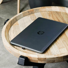 Įkelti vaizdą į galerijos rodinį, Kavos Staliukas - Medinis Kavos stalas