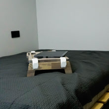 Įkelti vaizdą į galerijos rodinį, Nešiojamo Kompiuterio Stovas - Medinis Monitoriaus Stovas (Pasirenkama Spalva)