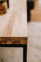 Įkelti vaizdą į galerijos rodinį, Kavos Stalas - Medinis Kavos Staliukas