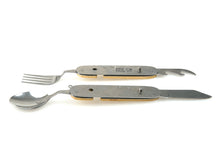 Įkelti vaizdą į galerijos rodinį, Medinis daugiafunkcis įrankis (Graviravimas)