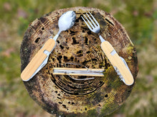 Įkelti vaizdą į galerijos rodinį, Medinis daugiafunkcis įrankis (Graviravimas)