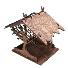 Įkelti vaizdą į galerijos rodinį, Medinė lesyklėlė "Ąžuolas"