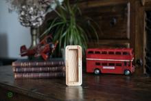 Įkelti vaizdą į galerijos rodinį, Maža medinė taupyklė raidė (A-Ž, graviravimas)