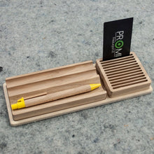 Įkelti vaizdą į galerijos rodinį, Pieštukinė - Medinė Pieštukinė Stalo Priedas (Galimas Graviravimas)