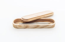 Įkelti vaizdą į galerijos rodinį, Rašiklio Dėklas - Medinis Rašiklio dėklas (Galimas Graviravimas)