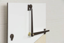 Įkelti vaizdą į galerijos rodinį, Laikrodis - Medinis Apvalus Laikrodis Su Akrilo Apdaila