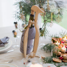 Įkelti vaizdą į galerijos rodinį, Butelio Laikiklis - Šventinis Vyno Butelio Laikiklis