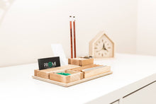 Įkelti vaizdą į galerijos rodinį, Pieštukinė - Medinė Pieštukinė Stalo Priedas (Galimas Graviravimas)