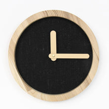 Įkelti vaizdą į galerijos rodinį, Laikrodis - Medinis Apvalus Laikrodis ( Juoda Medžiaga)