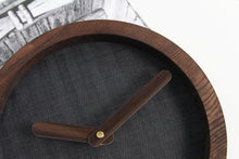 Įkelti vaizdą į galerijos rodinį, Laikrodis - Medinis Apvalus Laikrodis (Pilka Medžiaga)