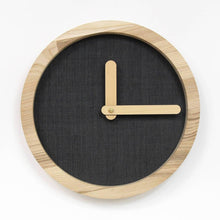 Įkelti vaizdą į galerijos rodinį, Laikrodis - Medinis Apvalus Laikrodis ( Pilka Medžiaga)