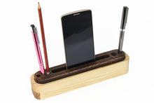 Įkelti vaizdą į galerijos rodinį, Pieštukinė - Medinė Pieštukinė Stalo Priedas (Galimas Graviravimas)